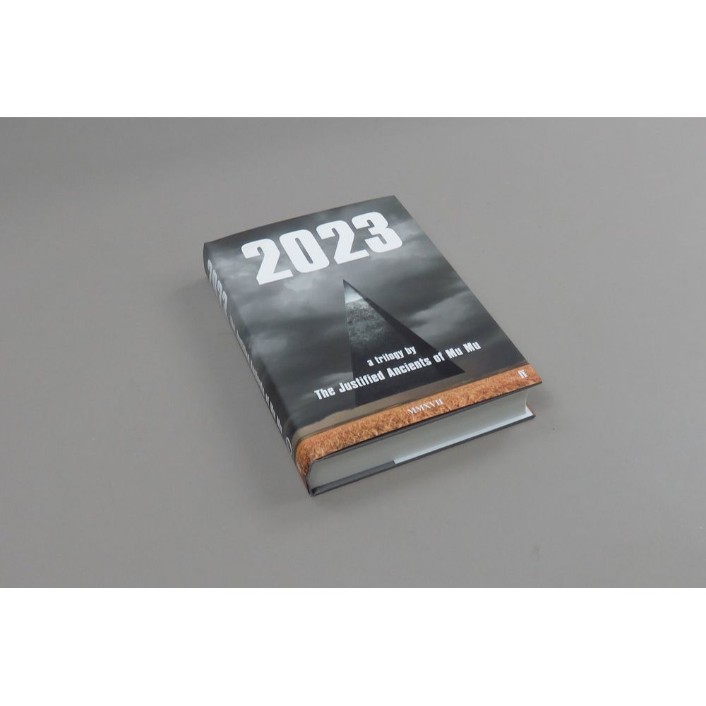 2023: A Trilogy EnglishBookHouse